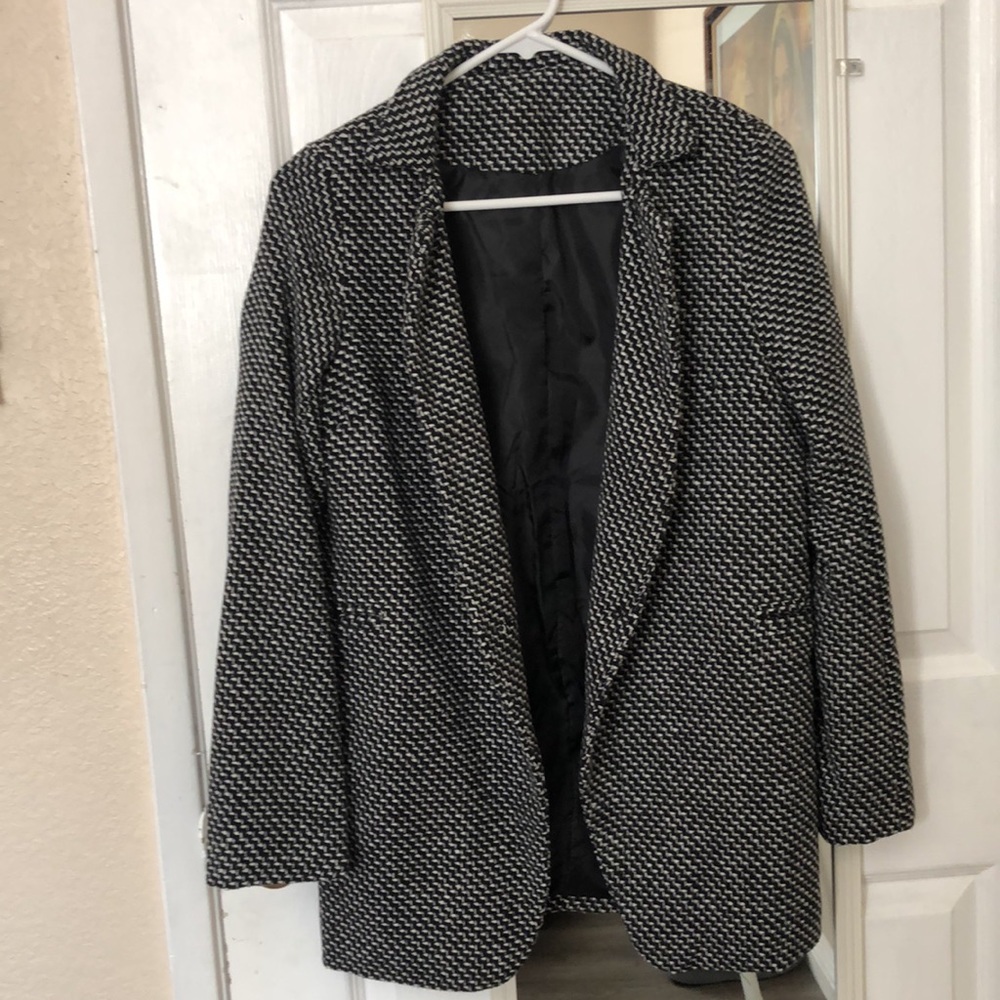 Coat - Picture 7 of 7